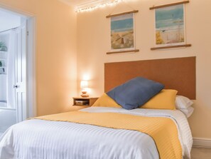 2 عدّة غرف نوم وواي فاي مجانًا وملاءات أسرّة