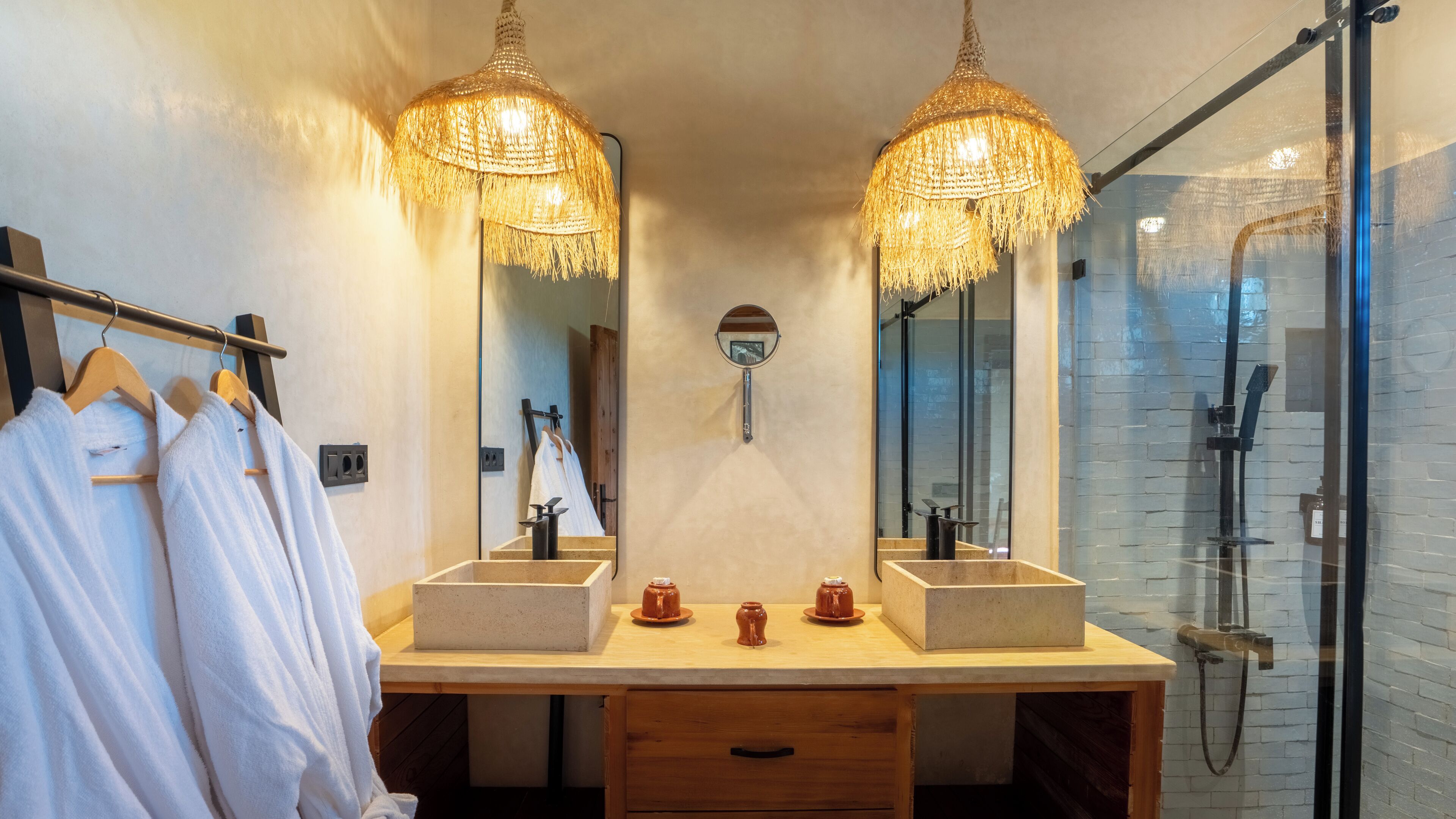 Deluxe Suite | Bathroom