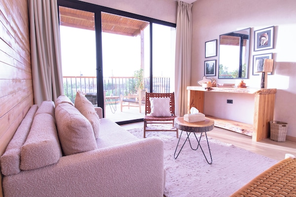 Quarto quádruplo panorâmico | Individualmente decorados, escrivaninha