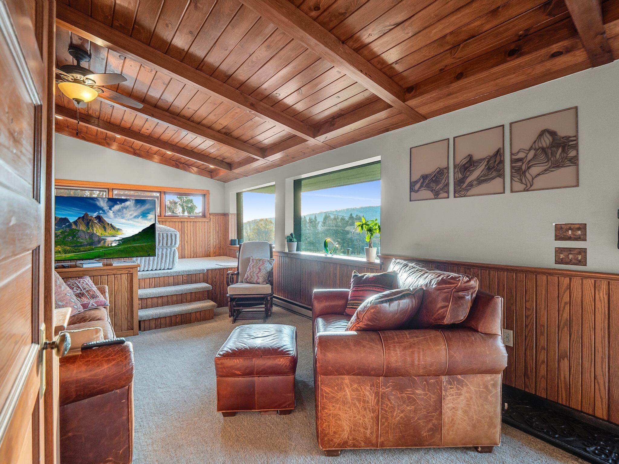 Premium Villa, Mountain View | Living area