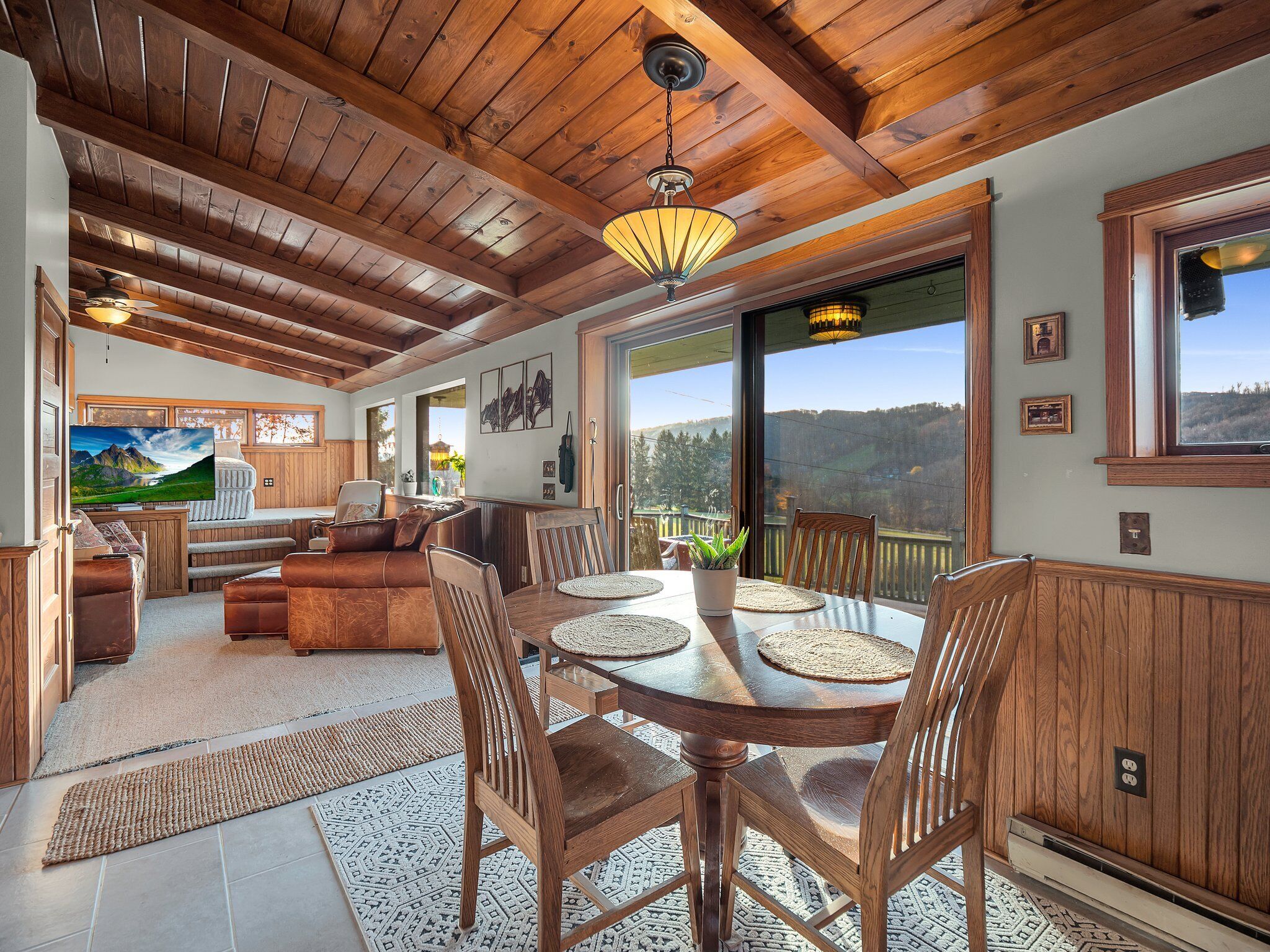 Premium Villa, Mountain View | Living area