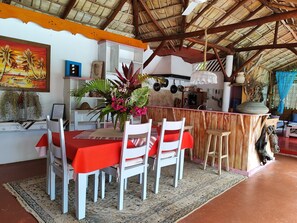 Dining - Villa typique 1 chambre CLIMATISEE 2 pers, dans une belle propriété sécurisée. (Las Terrenas)