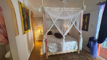 1 chambre, fer et planche à repasser, Wi-Fi, draps fournis