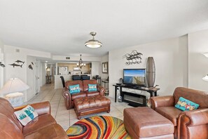 Smart TV - Ocean Bay Club 1204- 4BR/3BA- Pools (North Myrtle Beach)