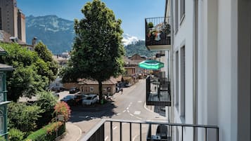 Apartment | Terrace/patio
