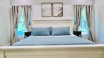 3 habitaciones, escritorio, wifi gratis y ropa de cama