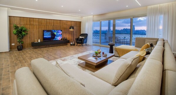 Televisión de pantalla plana