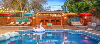 Pool~Hot Tub~Game Room~Fire Pit~Mini Golf~Frisbee Golf~Basketball & Soccer Court