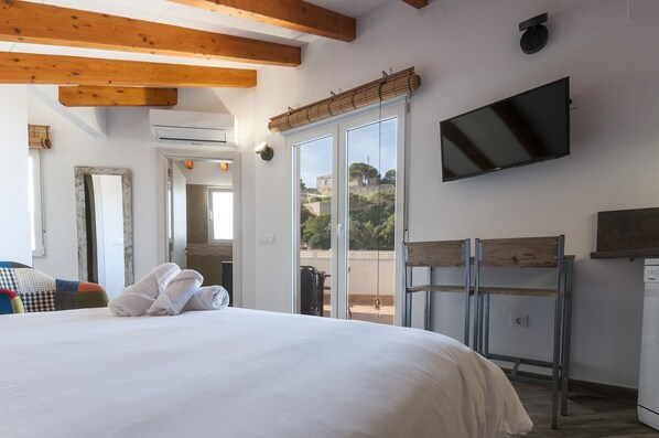 1 bedroom, bed sheets - Apartamentos Al-andalusi 31 - Apartment In Denia (Denia)