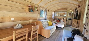 1 bedroom, free WiFi, bed sheets - L'Antre des Louves (Helfrantzkirch)