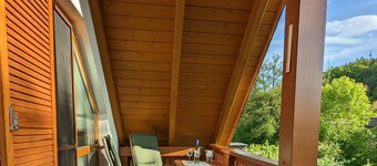 Cozy vacation apartment in Weismain with balcony