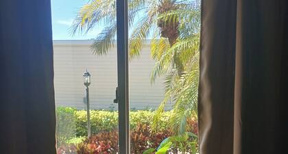Naples Florida Paradise - 2 week Min Stays