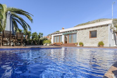 House in Alcalali With Mountain Views & Pool
