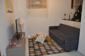 Living area - The abode of Carmela (Campania)