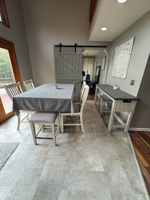 Dining - COZY HILLSIDE HOME WITH A BEAUTIFUL DECK, FIRE PIT, SAUNA & PLENTY OF PARKING (Anchorage)