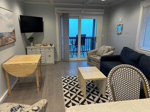 Living area - Oceanfront Paradise Awaits! (Ocean Isle Beach)