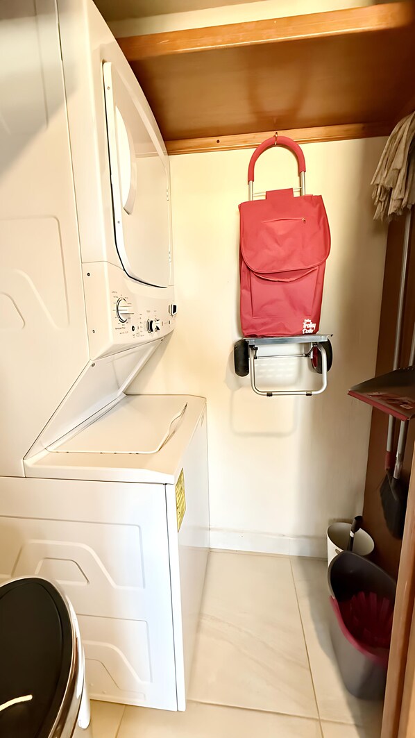 Hus - 2 soveværelser - ryger - balkon | Interiør