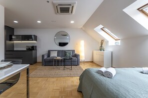 1 Schlafzimmer, Schreibtisch, Bügeleisen/Bügelbrett, kostenloses WLAN