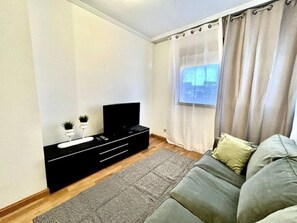 Living area - Valleca Sierra Guadalupe Train (Madrid)