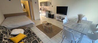 Studio on the Marana lagoon (overnight rental)