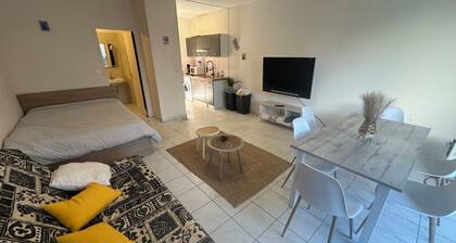 Studio on the Marana lagoon (overnight rental)