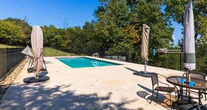 Almost Heaven Private Pool