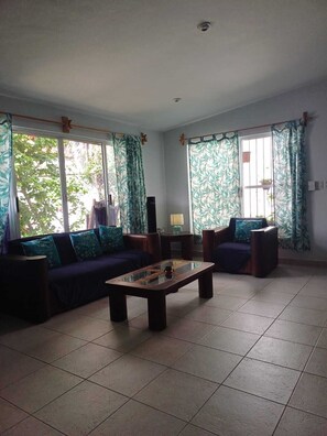 Smart TV, printers - PURPLE LOTUS COZUMEL fibre optics WIFI, A/C Pool. Walking distance to town. (Cozumel)