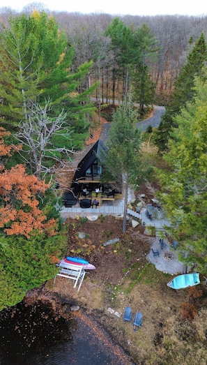 Property grounds - A-Frame retreat with hot tub, sauna (Huntsville)