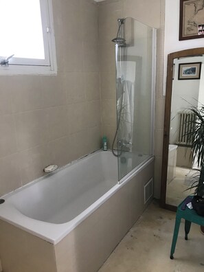 Haartrockner, Toilettenpapier