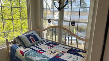 3 bedrooms, free WiFi, bed sheets