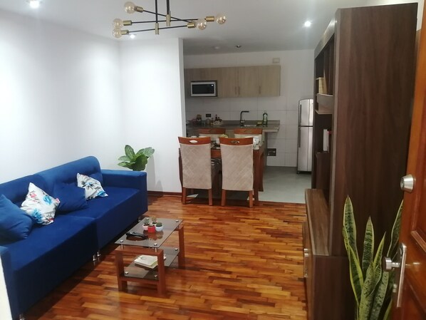 Interior - Apartment with Garage, in La Perla, Peru (La Perla)