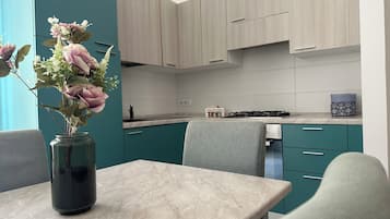 City Apartment, Terrace | Private kitchen | Full-sized fridge, oven, stovetop, espresso maker