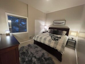 3 bedrooms, iron/ironing board, WiFi, bed sheets - Wonderfull townhome at Elkhorn in Sun Valley. (Sun Valley)
