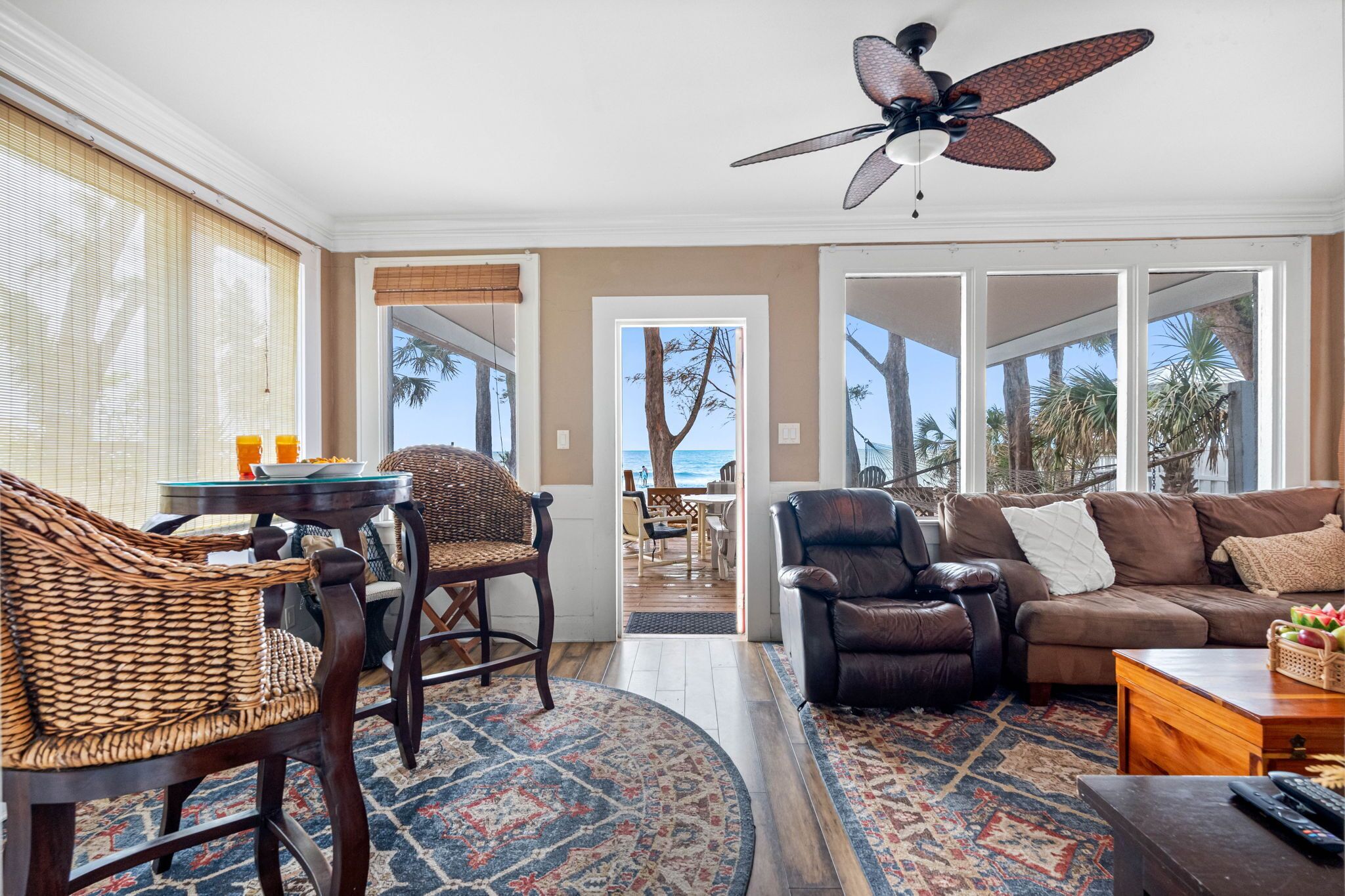 Smart TV, DVD player, books