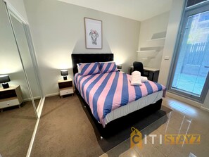 1 chambre, fer et planche à repasser, Wi-Fi gratuit