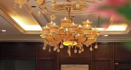 Royal Trau Quy Boutique Hotel