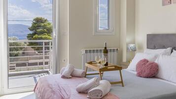 2 Schlafzimmer, Schreibtisch, Bügeleisen/Bügelbrett, WLAN