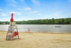 Beach - Spacious 5-bedroom country house in tranquil Blakeslee with WiFi, AC (Blakeslee)