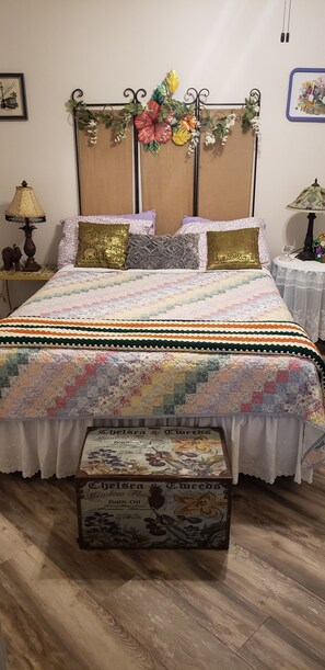 4 bedrooms, free WiFi, bed sheets