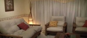 Flat-screen TV, computer monitors - Departamento Frente al Mar Necochea  (Necochea)