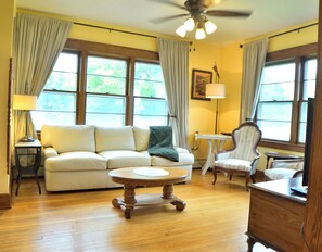 Smart TV, DVD player, video library