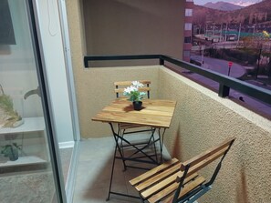 Outdoor dining - Nice family apartment in Los Andes (Los Andes)
