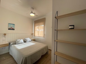 4 chambres, fer et planche à repasser, Wi-Fi, draps fournis