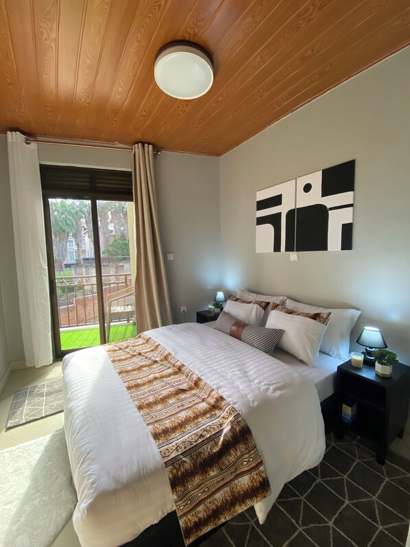 2 bedrooms, iron/ironing board, free WiFi, bed sheets