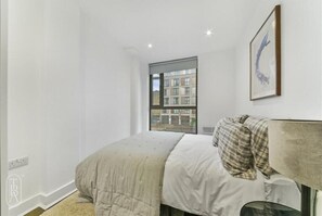 2 makuuhuonetta, silitysrauta/-lauta, Wi-Fi, vuodevaatteet