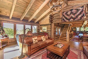 TV connectée, cheminée