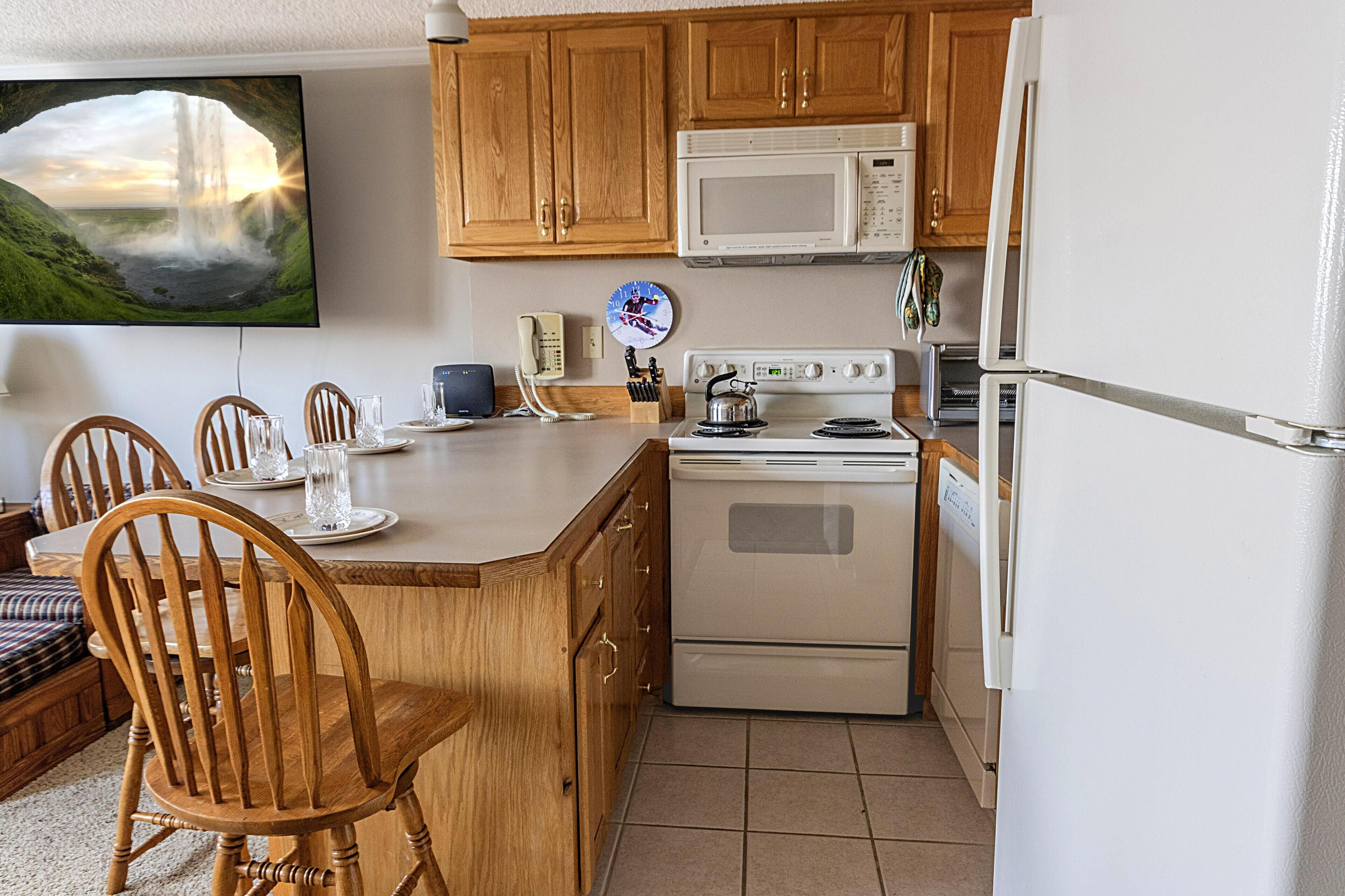 冰箱、微波炉、烤箱、炉灶