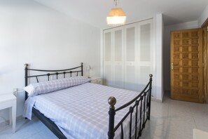 Apartment | 4 bedrooms, bed sheets - Atalaya Del Mar - Apartment In Altea. Free Wifi (Altea)