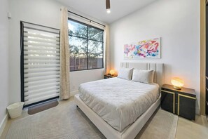 5 habitaciones, escritorio, tabla de planchar con plancha y wifi gratis 