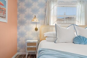 4 habitaciones, tabla de planchar con plancha y cuna de viaje 